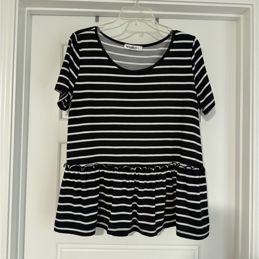 Chic Striped Short Sleeve Peplum Top